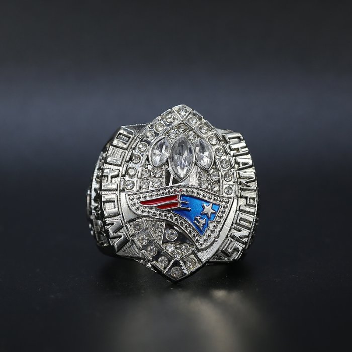 New England Patriots 2005 Tom Brady Super Bowl championship ring Football Rings 2005 new egland ring 2 New England Patriots 2005 Tom Brady Super Bowl championship ring Football Rings 2005 new egland ring 2