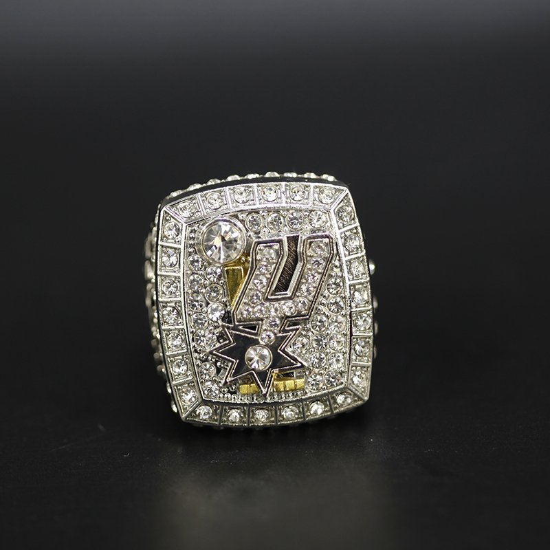 Spurs' Championship Rings Keep Getting Bigger and Better; Opening Night  Fans Take Home Replicas
