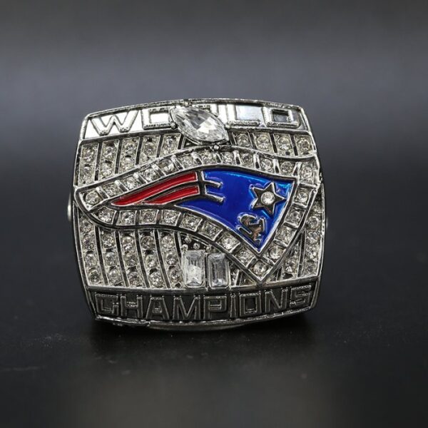 New England Patriots 2002 Tom Brady NFL Super Bowl championship ring NFL Rings 2002 New England Patriots 2