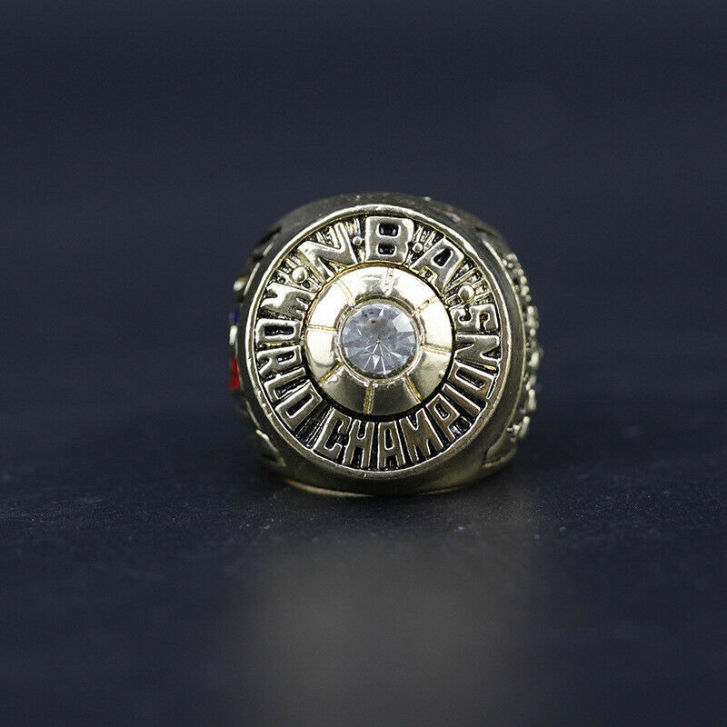 1971 Milwaukee Bucks Championship Ring