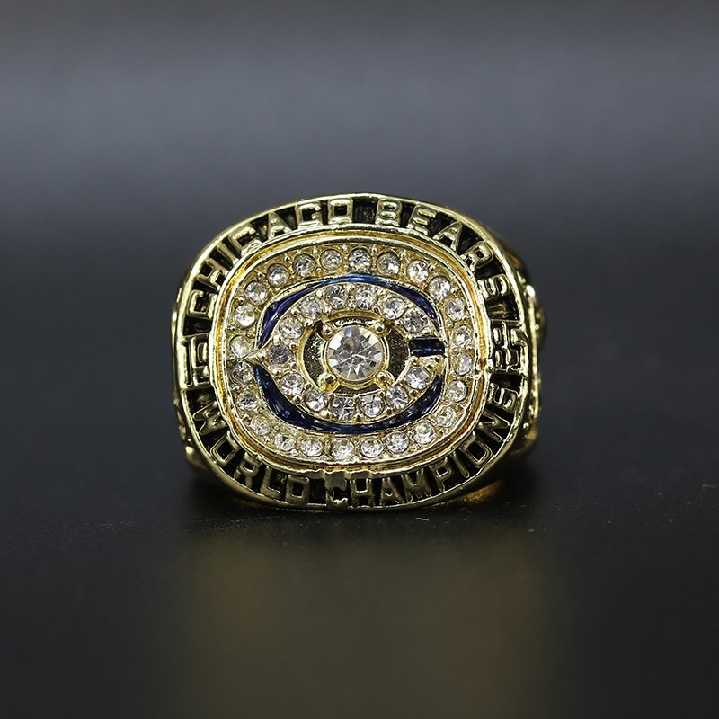 Lot Detail - 2006 Darrell McClover Chicago Bears Super Bowl XLI NFC  Champions Player Ring with Presentation Box