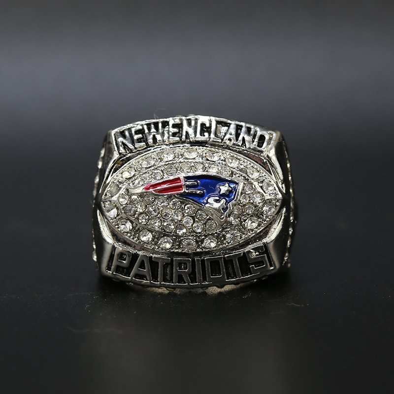 New England Patriots 2007 Tom Brady championship ring Football Rings 2007 New England Patriots Championship Ring New England Patriots 2007 Tom Brady championship ring Football Rings 2007 New England Patriots Championship Ring