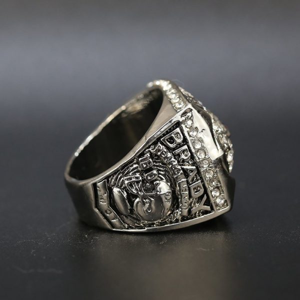 New England Patriots 2007 Tom Brady championship ring Football Rings 2007 New England Patriots Championship Ring 3 New England Patriots 2007 Tom Brady championship ring Football Rings 2007 New England Patriots Championship Ring 3