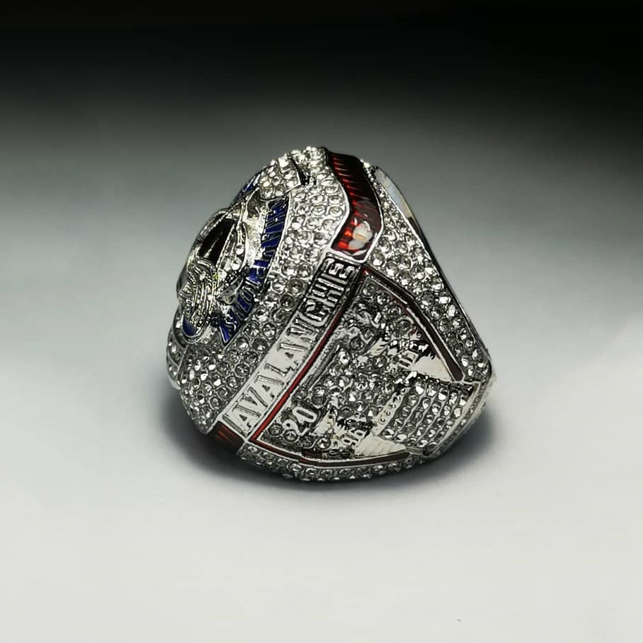 Colorado Avalanche 2022 Stanley Cup Rings Boast 731 Gems Weighing