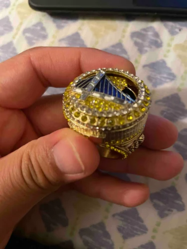 Golden State Warriors 2022 Stephen Curry NBA championship ring replica photo review