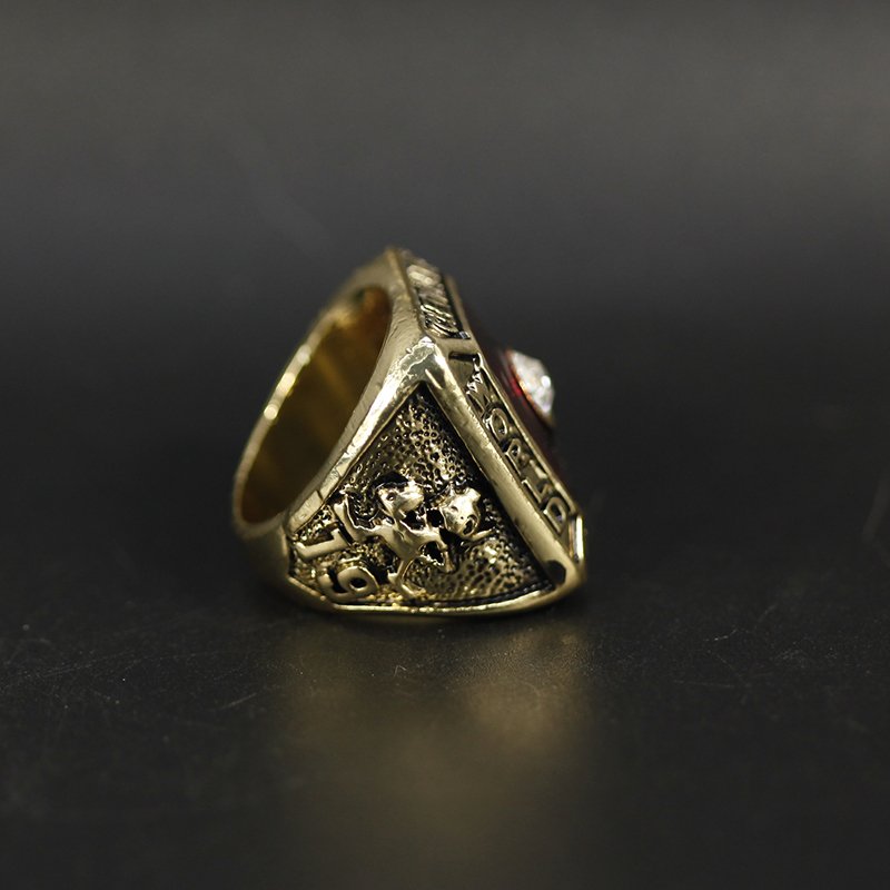 Cleveland Browns 1955 championship ring Football Rings 1955 Cleveland Browns 3 Cleveland Browns 1955 championship ring Football Rings 1955 Cleveland Browns 3