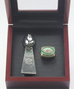 New York Jets 1968 Joe Namath championship ring & trophy Football Rings 1968 jets ring