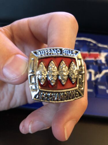 Buffalo Bills 1993 Jim Kelly AFC championship ring photo review