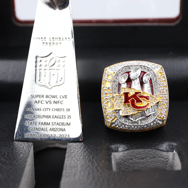 2023 Kansas City Chiefs NFL championship ring & Vince Lombardi replica trophy Lombardi Trophy 2023 chiefs ring 4