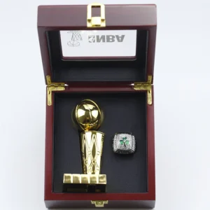 2008 Boston Celtics Kevin Garnett NBA championship ring & Larry O’Brien Championship Trophy NBA Rings boston celtics