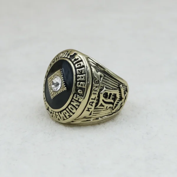 1968 Detroit Tiger MLB championship ring & MLB Commissioner’s Trophy MLB Rings Commissioner Trophy 9