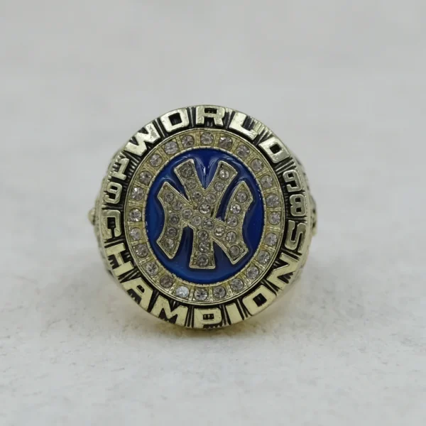 1998 New York Yankees MLB championship ring & MLB Commissioner’s Trophy MLB Rings 1998 New York Yankees 5