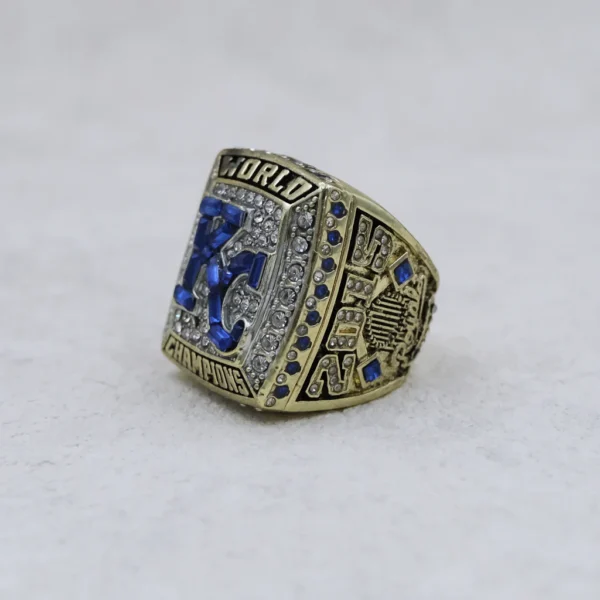 2015 Kansas City Royals MLB championship ring & MLB Commissioner’s Trophy MLB Rings 2015 Kansas City Royals 9