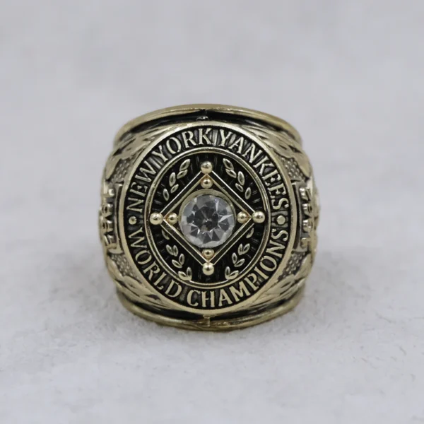 1962 New York Yankees MLB championship ring &  MLB Commissioner’s Trophy MLB Rings 1962 yankees ring 5