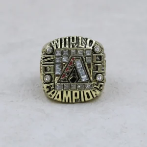 2001 Arizona Diamondbacks MLB championship ring & MLB Commissioner’s Trophy MLB Rings 2001 Arizona Diamondbacks 2