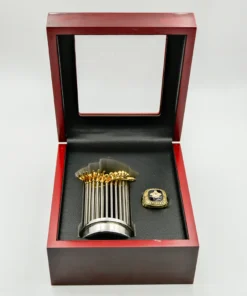 1968 Detroit Tiger MLB championship ring & MLB Commissioner’s Trophy MLB Rings Commissioner Trophy