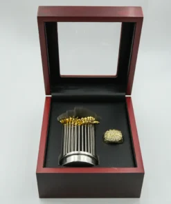 1983 Baltimore Orioles MLB championship ring & MLB Commissioner’s Trophy MLB Rings 1983 Baltimore Orioles