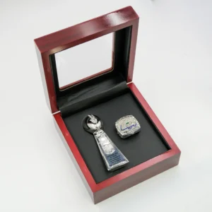 2013 Seattle Seahawks Russell Wilson NFL championship ring & Vince Lombardi replica trophy Lombardi Trophy championship rings 2