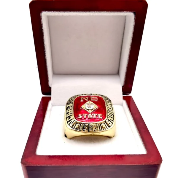 1983 North Carolina State Wolfpack championship ring – NCAA National champion ring NCAA Rings 1983 North Carolina State Wolfpack championship ring 5