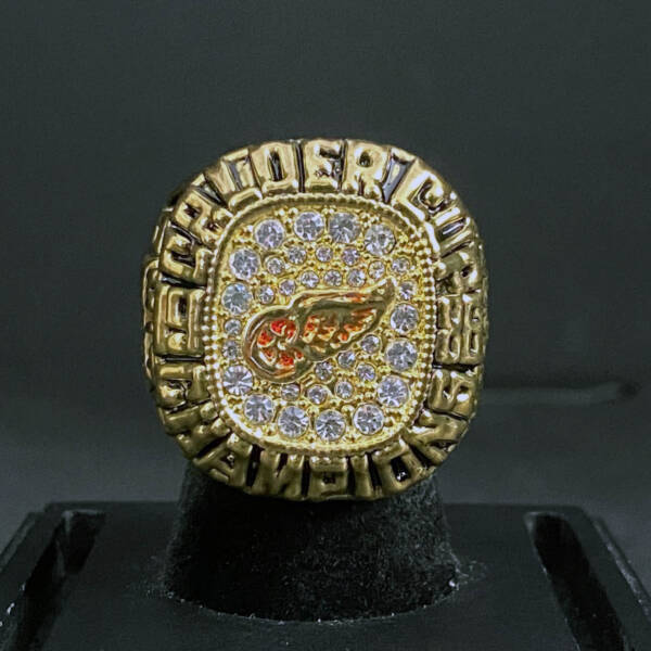 1986 Adirondack Red Wings championship ring NHL Rings 1986 Adirondack Red Wings championship ring 3