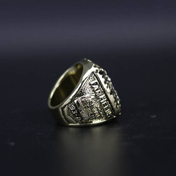 2005 North Carolina Tar Heel National championship ring – NCAA Basketball champion ring NCAA Rings 2005 North Carolina Tar Heel 3