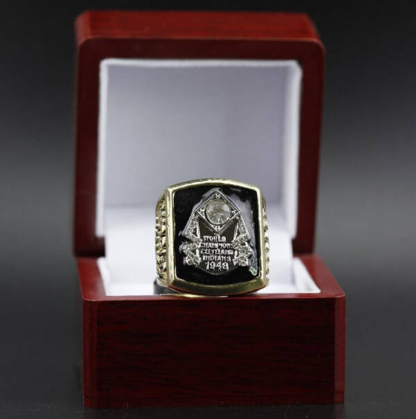 1948 Cleveland Indians MLB World Series championship ring MLB Rings 1948 Cleveland Indians 3