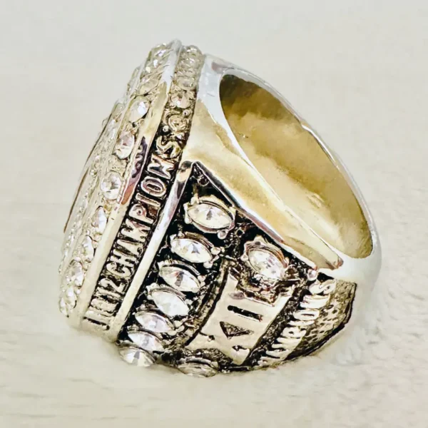 2015 Oklahoma Sooners championship ring – NCAA National champion ring NCAA Rings 2015 Oklahoma Sooners 4