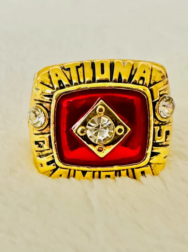 1971 Nebraska Cornhuskers championship ring – NCAA National champion ring NCAA Rings 1971 Nebraska Cornhuskers