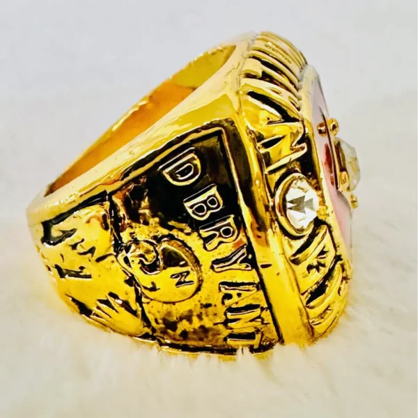 1971 Nebraska Cornhuskers championship ring – NCAA National champion ring NCAA Rings 1971 Nebraska Cornhuskers 5