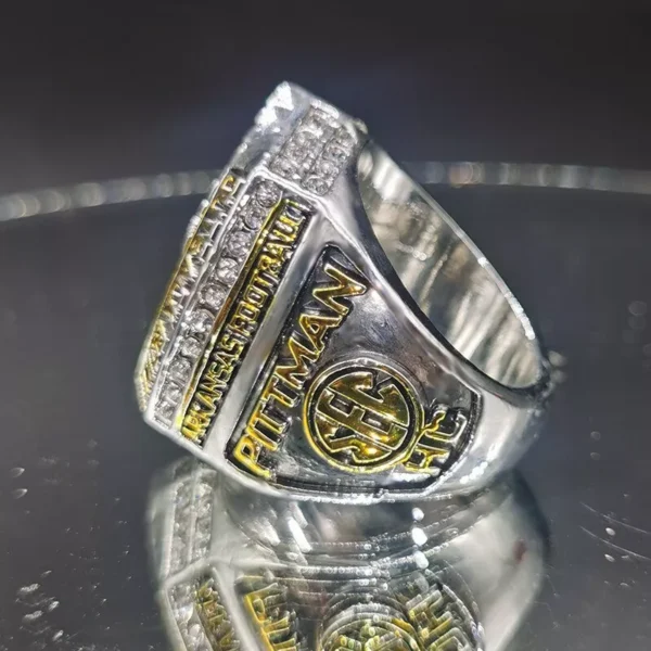 2022 Arkansas Razorback NCAA Outback Bowl championship ring NCAA Rings 2022 Arkansas Razorback 2