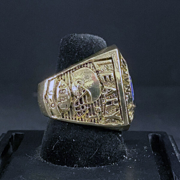 1947 Notre Dame Fighting Irish NCAA National championship ring NCAA Rings 1947 Notre Dame Fighting Irish 2