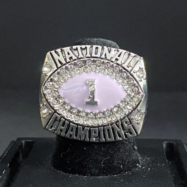 2008 Louisiana State LSU Tigers championship ring – NCAA National champion ring NCAA Rings 2008 LSU Tigers