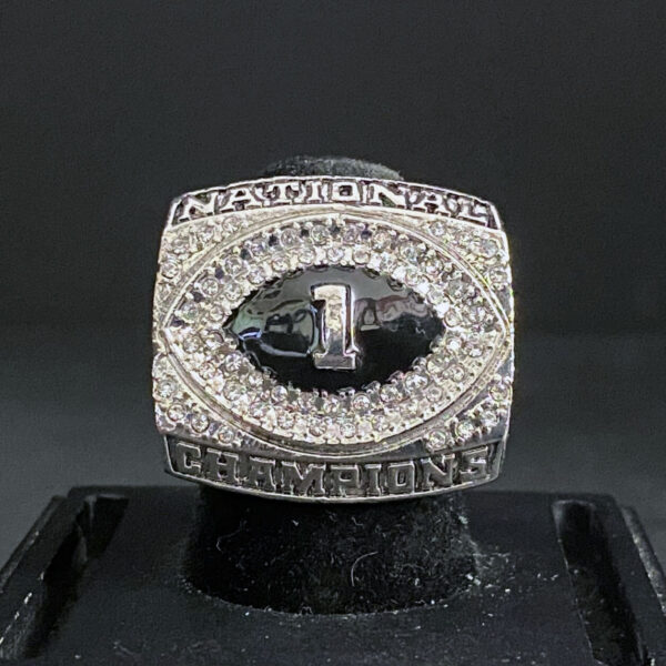 2004 Louisiana State LSU Tigers championship ring – NCAA National champion ring NCAA Rings 2004 LSU Tigers