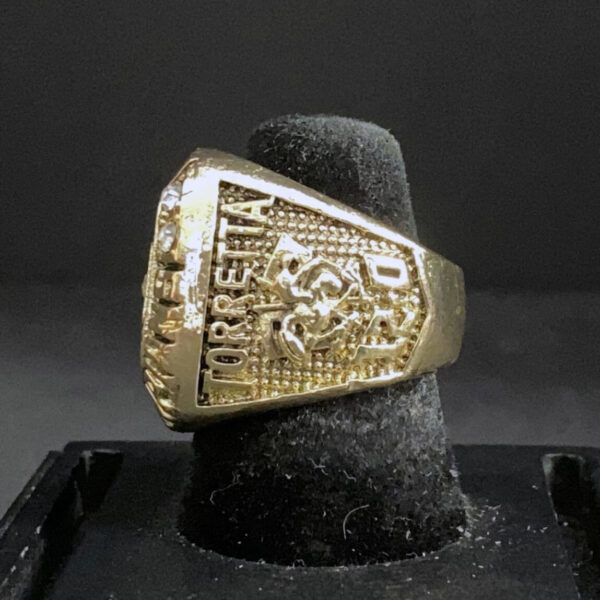 1991 Miami Hurricanes championship ring – NCAA National champion ring NCAA Rings 1991 Miami Hurricanes 4