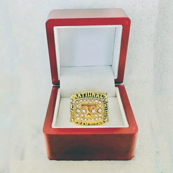 1998 Tennessee Volunteers championship ring – NCAA National champion ring NCAA Rings 1998 Tennessee Volunteers 5