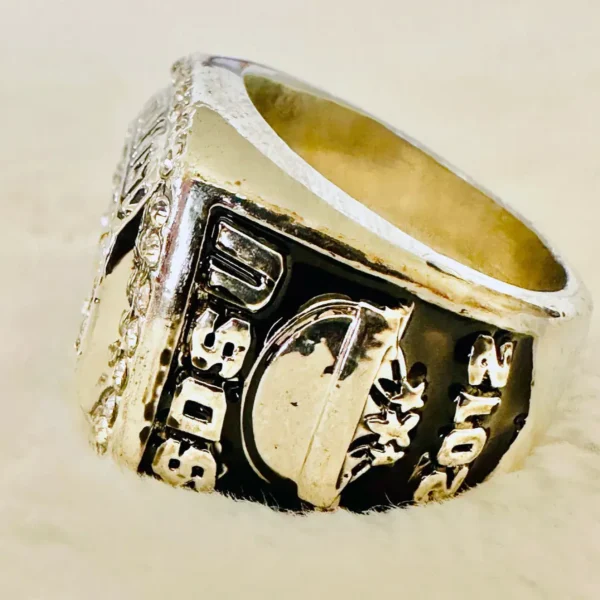 2012 San Diego State Aztecs championship ring – NCAA Football champion ring NCAA Rings 2012 San Diego State Aztecs 4