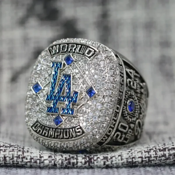 2024 Los Angeles Dodgers Fan championship ring with custom name – Premium Series MLB Rings 2024 Los Angeles Dodgers 4