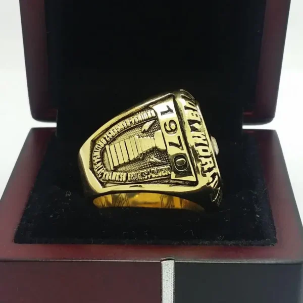 1970 Boston Bruins championship ring replica with custom name – Premium Series NHL Rings 1970 bruins 2