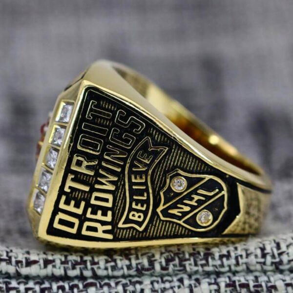 1998 Detroit Red Wings championship ring replica with custom name – Premium Series NHL Rings 1998 red wings 2