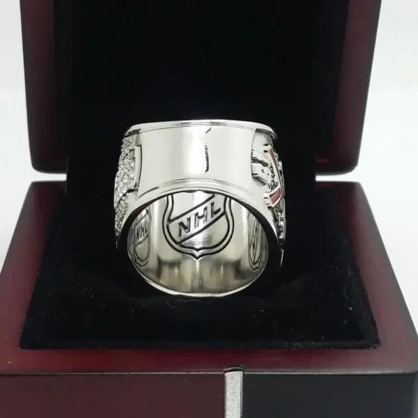 2013 Chicago Blackhawks championship ring replica with custom name – Premium Series NHL Rings 2013 blackhawks 5