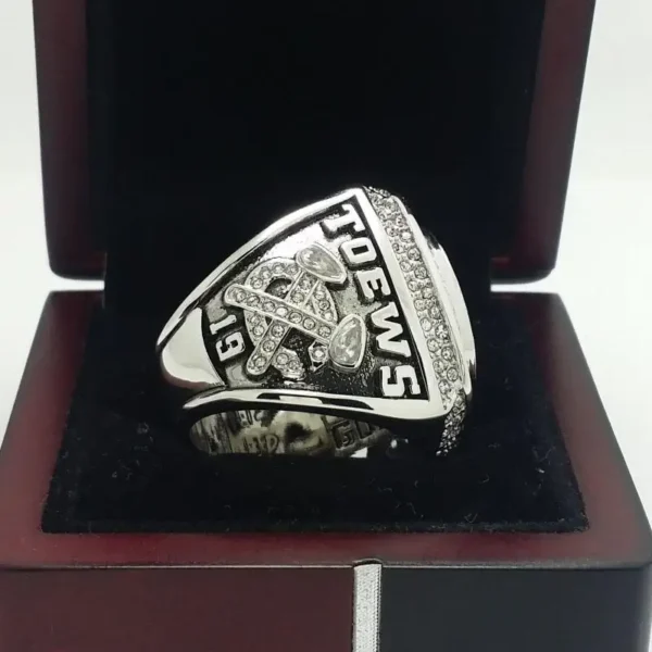 2015 Chicago Blackhawks championship ring replica with custom name – Premium Series NHL Rings 2015 blackhawks 2