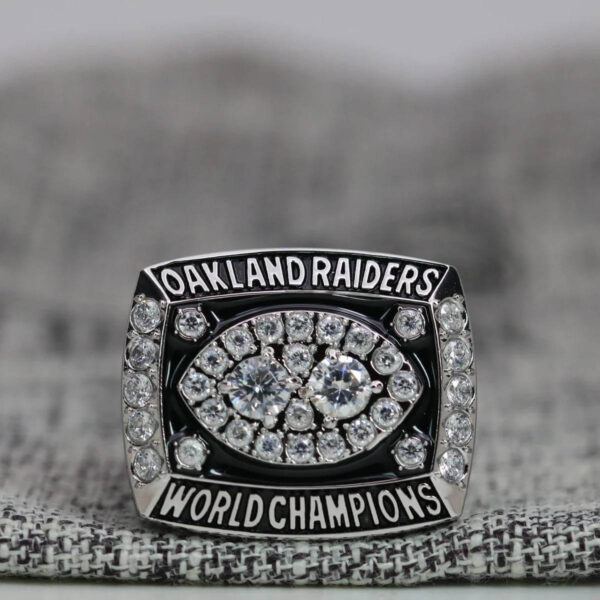 1980 Oakland Raiders championship ring replica with custom name – Premium Series Football Rings 1980 raiders 3