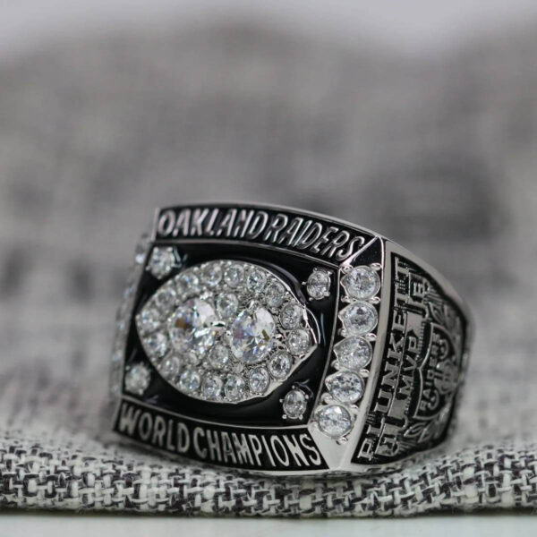 1980 Oakland Raiders championship ring replica with custom name – Premium Series Football Rings 1980 raiders 5