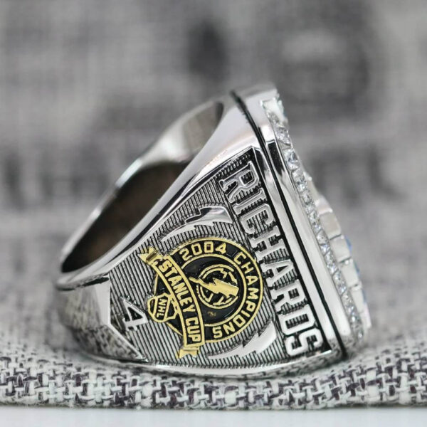 2004 Tampa Bay Lightning championship ring replica with custom name – Premium Series NHL Rings 2004 Tampa Bay Lightning 5