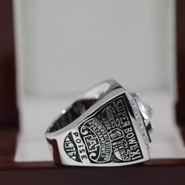 1976 Oakland Raiders championship ring replica with custom name – Premium Series Football Rings 1976 raiders 5