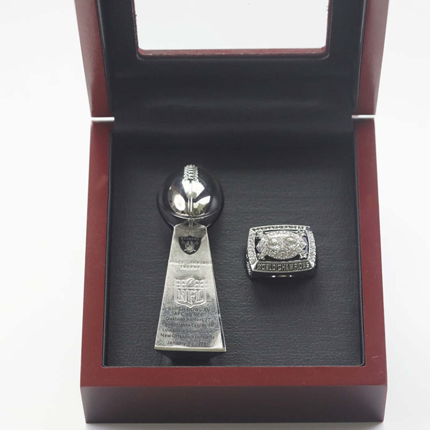 1981 Oakland Raiders (Las Vegas Raiders) championship ring & trophy Football Rings 1981 Oakland Raiders 1981 Oakland Raiders (Las Vegas Raiders) championship ring & trophy Football Rings 1981 Oakland Raiders