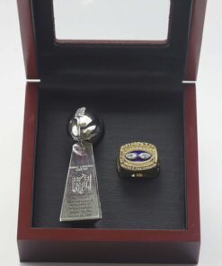1991 New York Giants championship ring & trophy Football Rings 1991 New York Giants championship ring