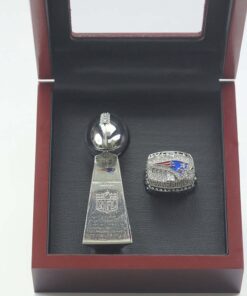 2002 New England Patriots championship ring & trophy Football Rings 2002 New England Patriots championship ring
