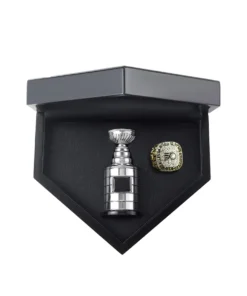 1975 Philadelphia Flyers NHL championship ring & Stanley Cup Trophy NHL Rings 1975 Philadelphia Flyers