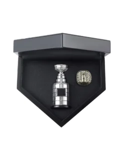 1945 Montreal Canadiens NHL championship ring & Stanley Cup Trophy NHL Rings 1945 Montreal Canadiens 1945 Montreal Canadiens NHL championship ring & Stanley Cup Trophy NHL Rings 1945 Montreal Canadiens